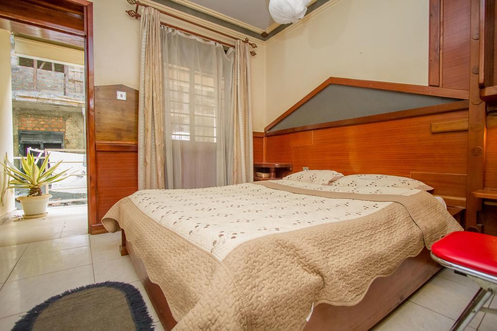 Grand Holiday International Hotel Mbarara Dış mekan fotoğraf